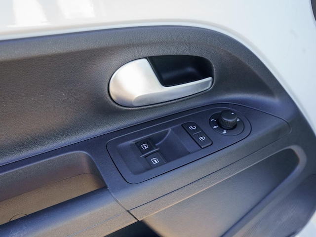 Volkswagen e-up! Move Move up!