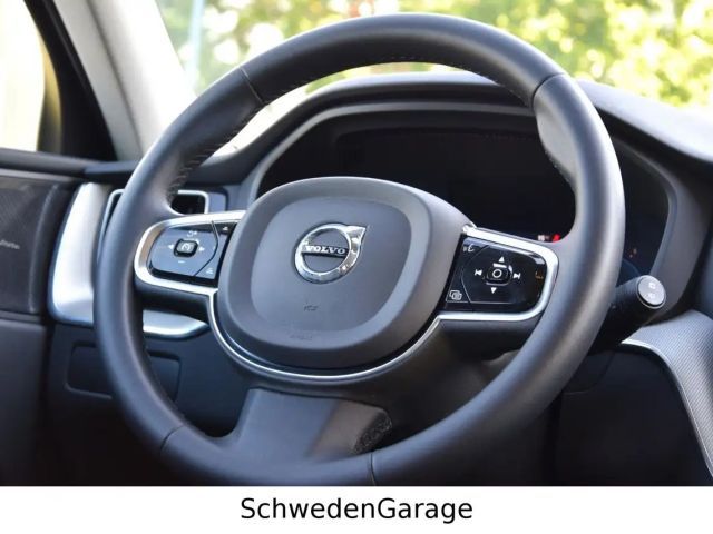 Volvo XC60 Dark Plus