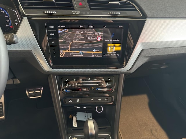 Volkswagen Touran 1.5 TSI DSG R-Line