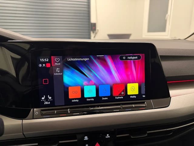 Volkswagen Golf ACT Life