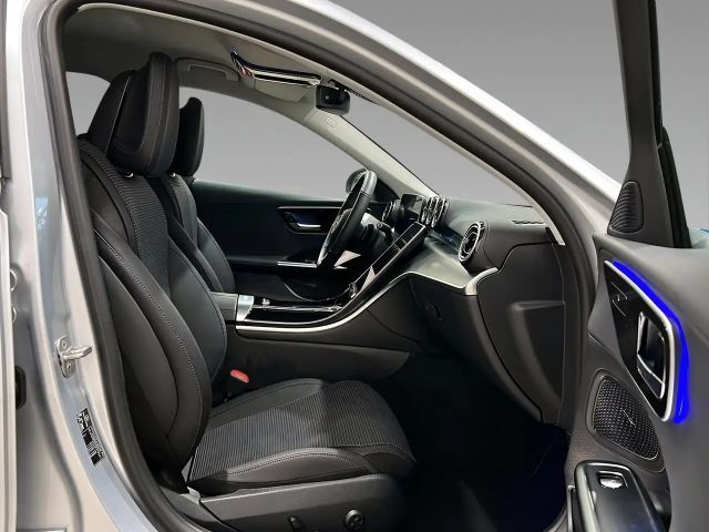 Mercedes-Benz C 220 AVANTGARDE C 220 d Sedan