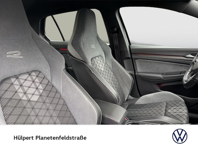 Volkswagen Golf 1.5 eTSI Golf VIII R-Line