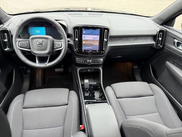 Volvo XC40 Core Recharge