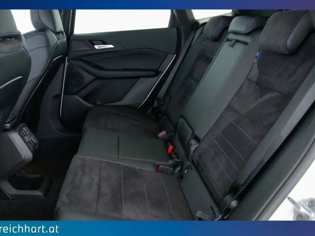 BMW 220 220i Active Tourer Sedan