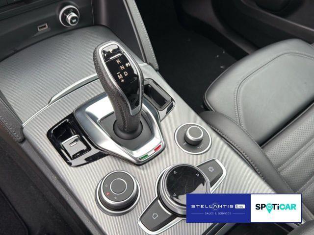 Alfa Romeo Stelvio Q4 Turbo Veloce
