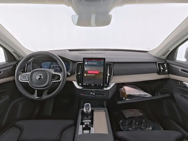 Volvo XC90 AWD Dark Plus Recharge T8