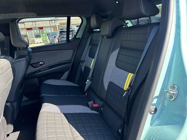 Renault 4 E-Tech Iconic