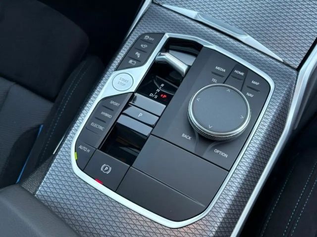 BMW 330 330e M-Sport Touring