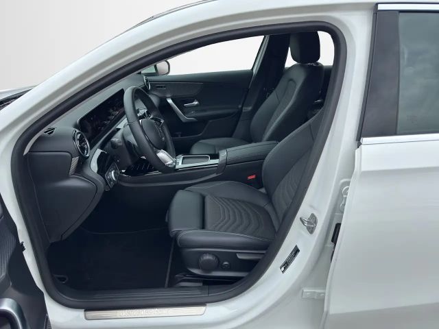 Mercedes-Benz A 220 4MATIC Progressive