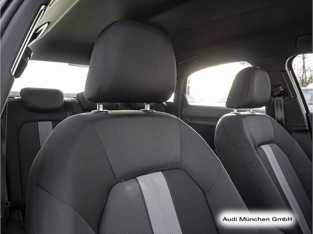 Audi A3 30 TFSI S-Tronic Sedan