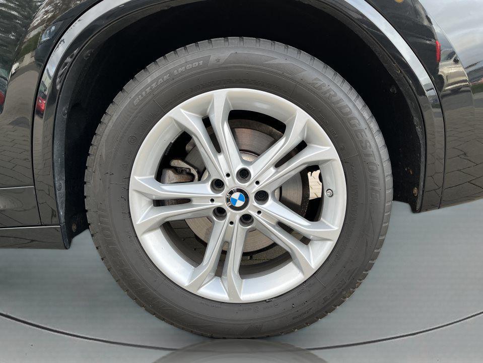 BMW X3 xDrive30i