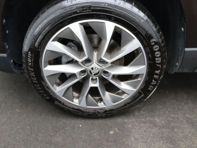 Skoda Karoq 1.5 TSI Ambition Clever