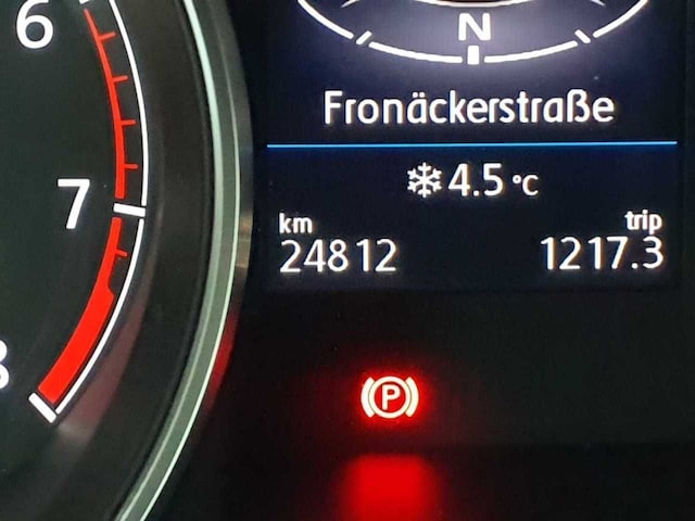 Volkswagen Touran DSG Highline Style