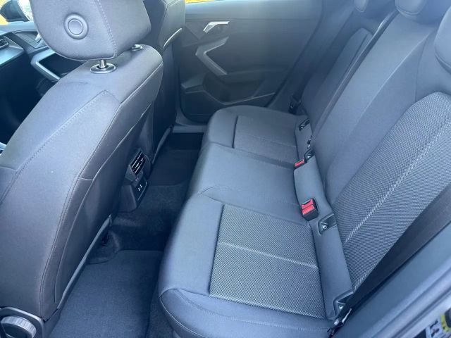 Audi A3 30 TFSI Sedan