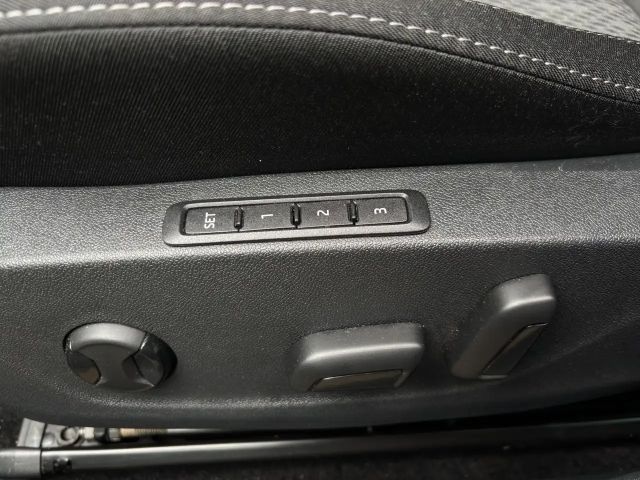 Skoda Octavia 2.0 TDI Combi Style Style