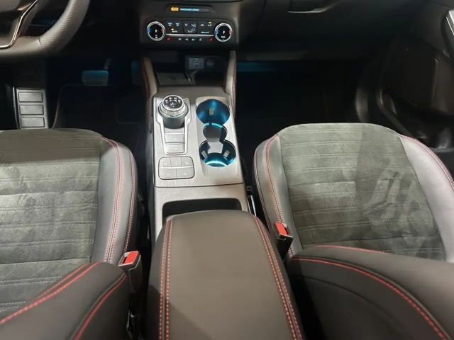 Ford Kuga Plug in Hybrid ST Line X