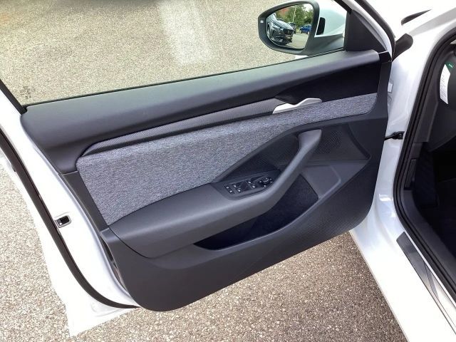 Skoda Superb 2.0 TDI Combi Selection