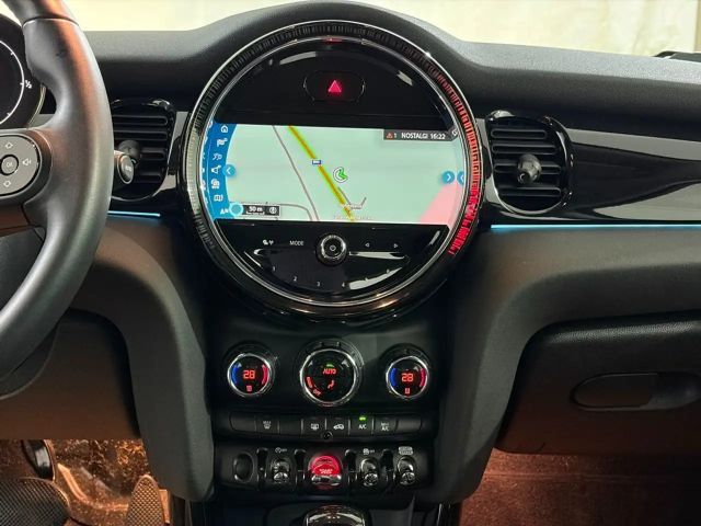 MINI Cooper 3D Essential Trim Automatik *LED*NAVI*PDC*