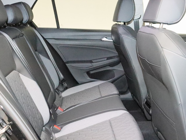 Volkswagen Golf 1.5 eTSI Golf VIII Life