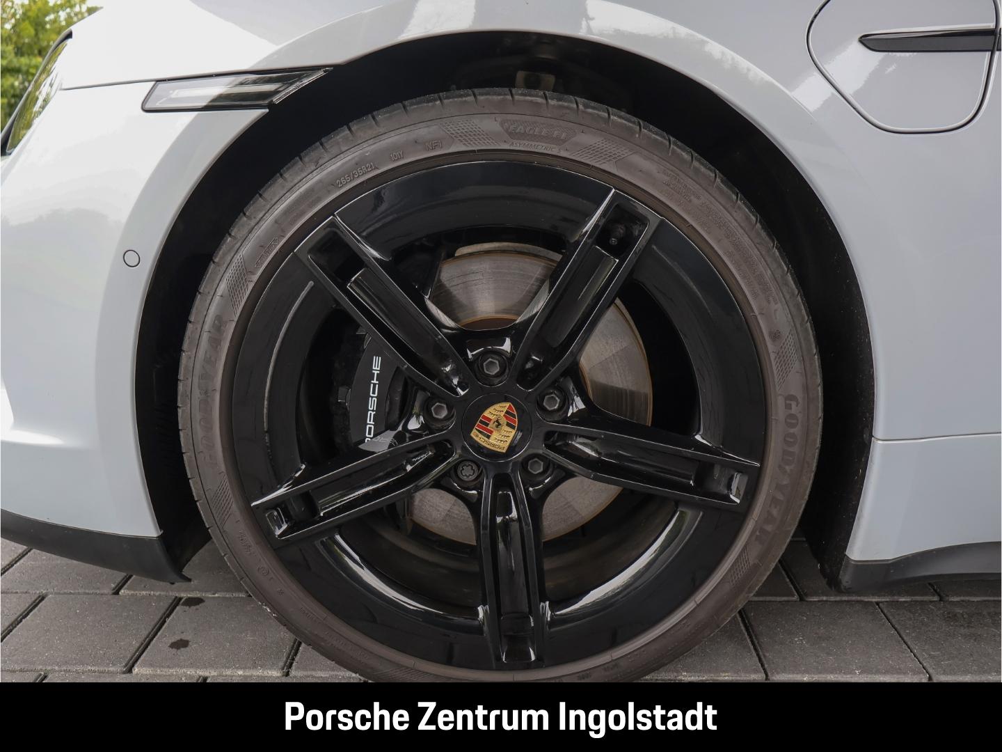 Porsche Taycan Sport Turismo