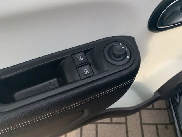 Renault Twingo E-Tech Techno