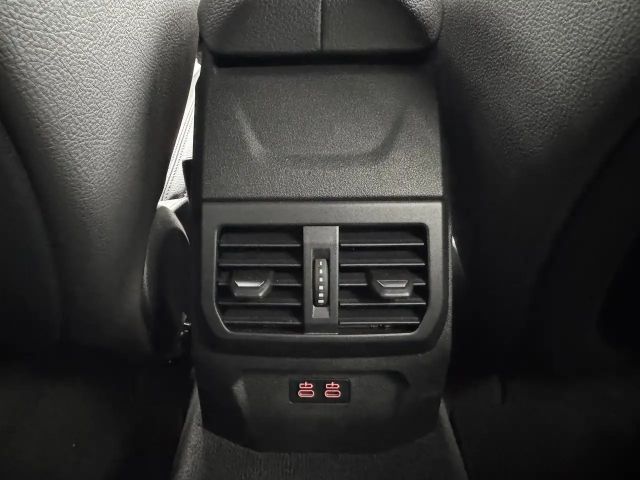 BMW 120 120i M-Sport Sedan