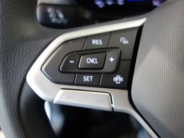 Volkswagen T-Cross 4Me TSI