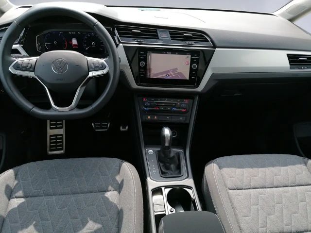 Volkswagen Touran 1.5 TSI DSG R-Line