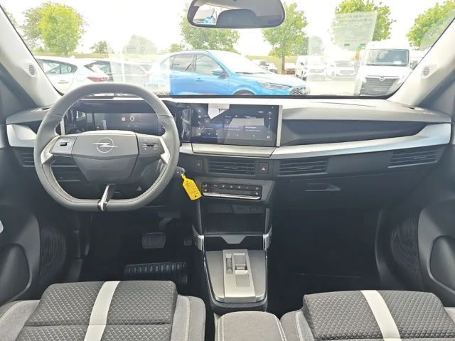 Opel Frontera Digitales Cockpit Soundsystem LED Apple CarPlay An