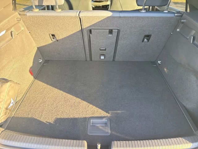 Cupra Born 170 RFK, NAVI, LED