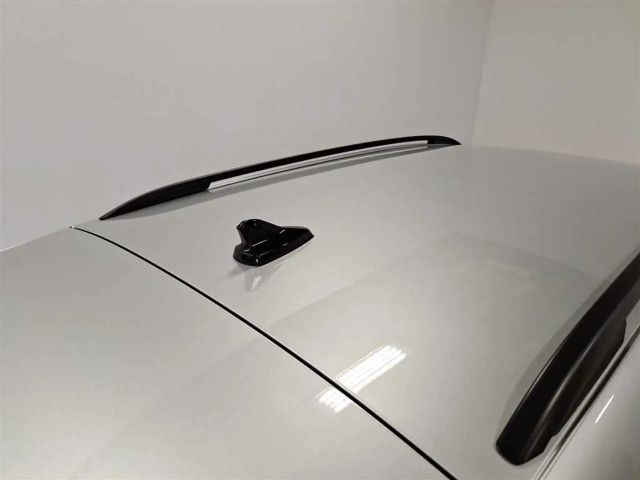 Volkswagen Golf 1.0 TSI Life