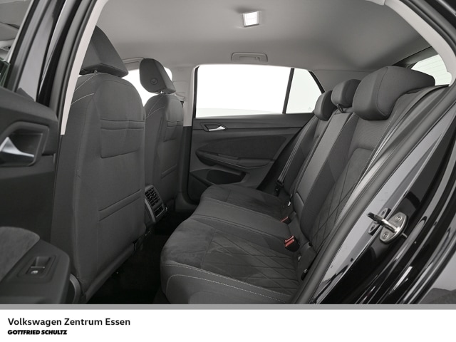 Volkswagen Golf Business DSG Style