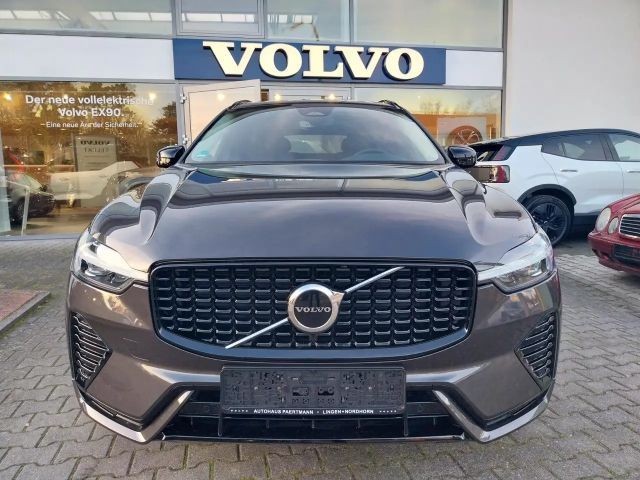 Volvo XC60 AWD Dark Plus