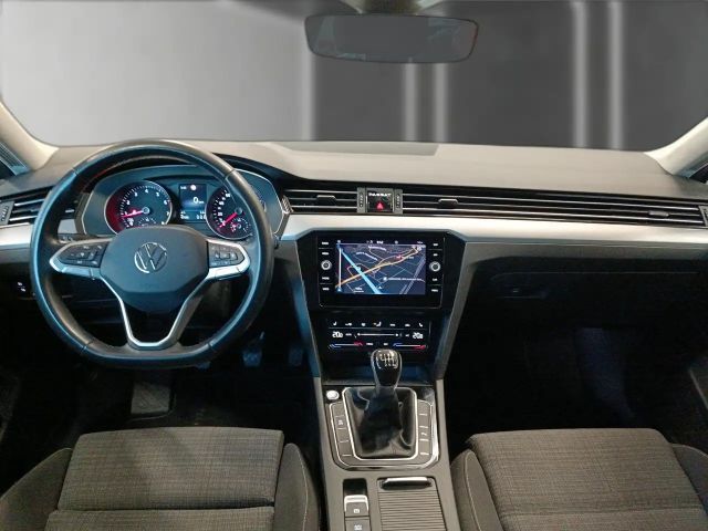 Volkswagen Passat 1.5 TSI Business Variant