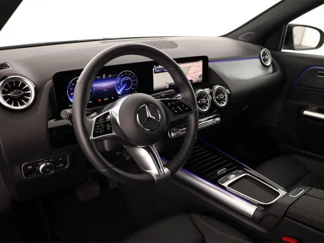Mercedes-Benz EQA 300 4MATIC