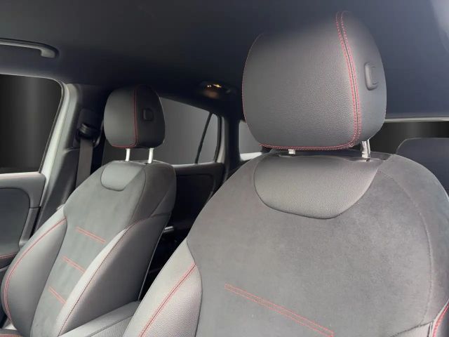 Mercedes-Benz GLA 250 4MATIC AMG Line