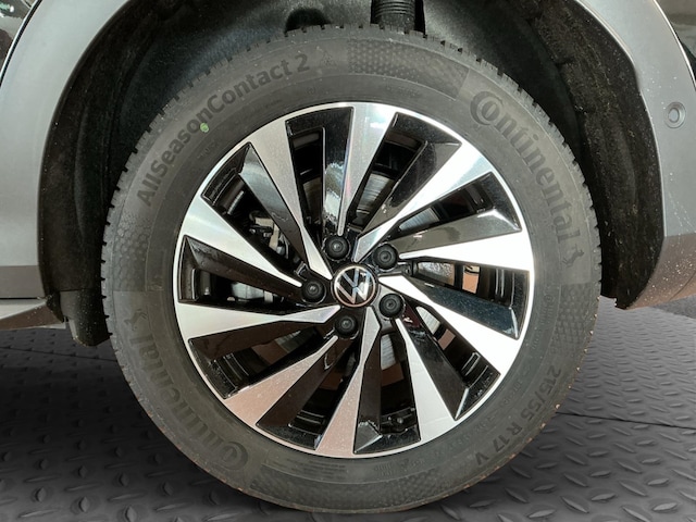 Volkswagen T-Roc 1.5 eTSI DSG Plus Style