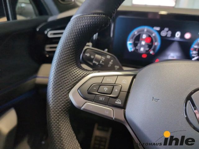 Volkswagen Tiguan 4Motion DSG R-Line Style