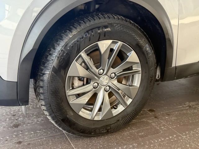 Peugeot E-2008 Active Pack