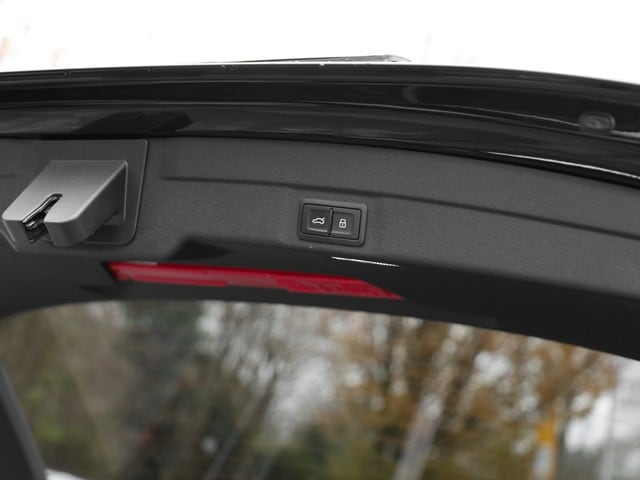 Audi A6 Avant Quattro S-Tronic