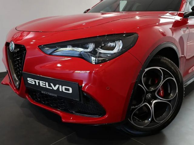 Alfa Romeo Stelvio AT8 Q4 Veloce