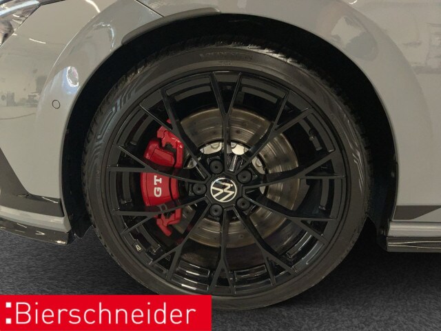 Volkswagen Golf 2.0 TSI DSG GTI