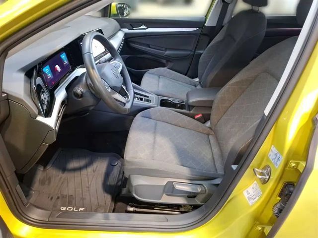 Volkswagen Golf 1.5 eTSI DSG Life