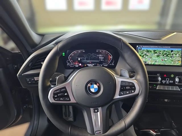 BMW 220 220i Coupé M-Sport xDrive