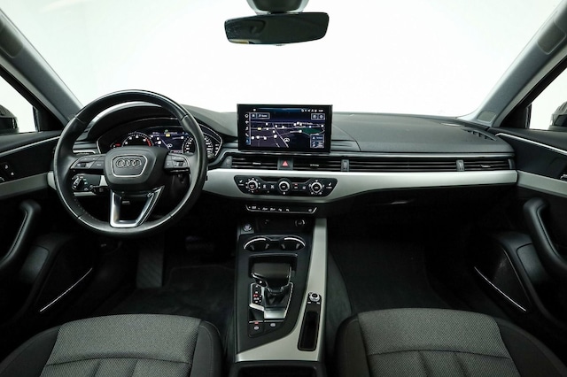 Audi A4 40 TFSI Avant S-Tronic
