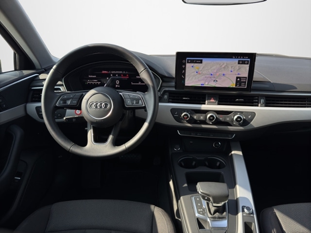 Audi A4 30 TDI Avant S-Tronic