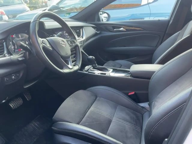 Opel Insignia 2.0 CDTI Sports Tourer Ultimate