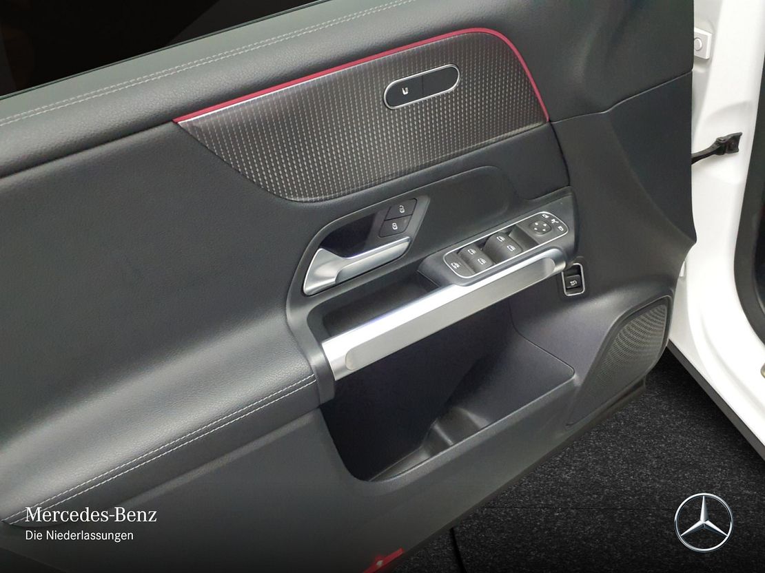 Mercedes-Benz EQB 300 4MATIC