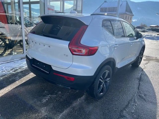 Volvo XC40 Dark Plus