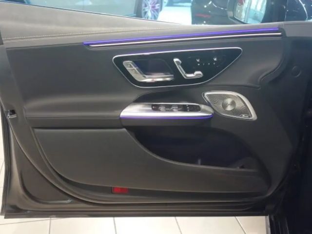 Mercedes-Benz EQE 4MATIC 500 AMG Line Sedan